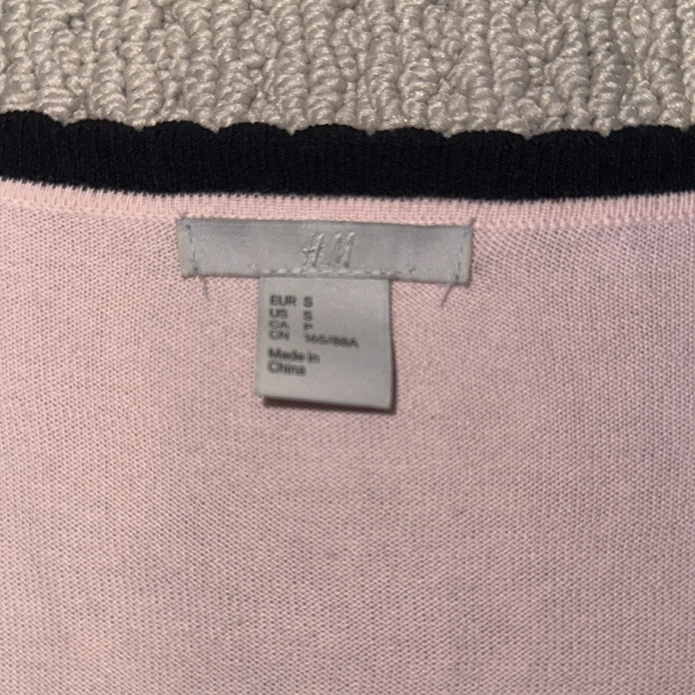 H&M Coquette 3/4 Sleeve Lettuce Trim Button Down Light Pink Cardigan Black Bow S - Picture 3 of 4
